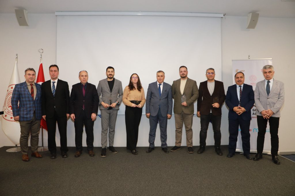 GENÇ AR-GE “Geleceğe Yapay Zeka İle Hazırlan” Programı